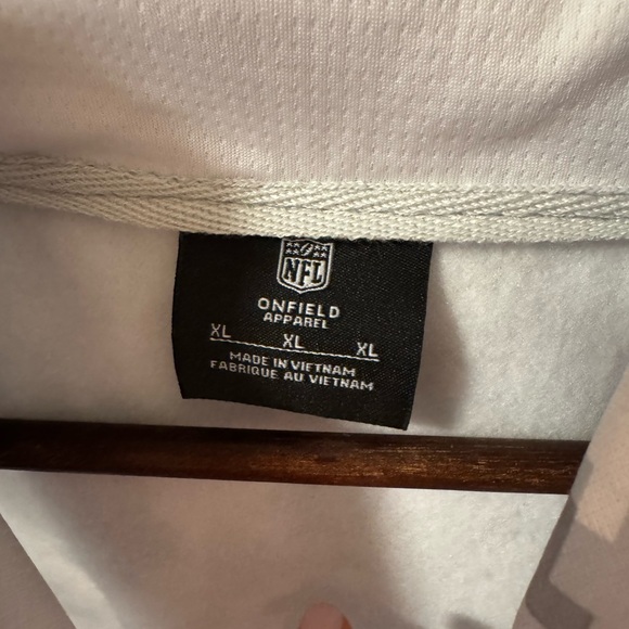 Never Worn! NFL - Lions Salute to Service Hoodie - Picture 5 of 5